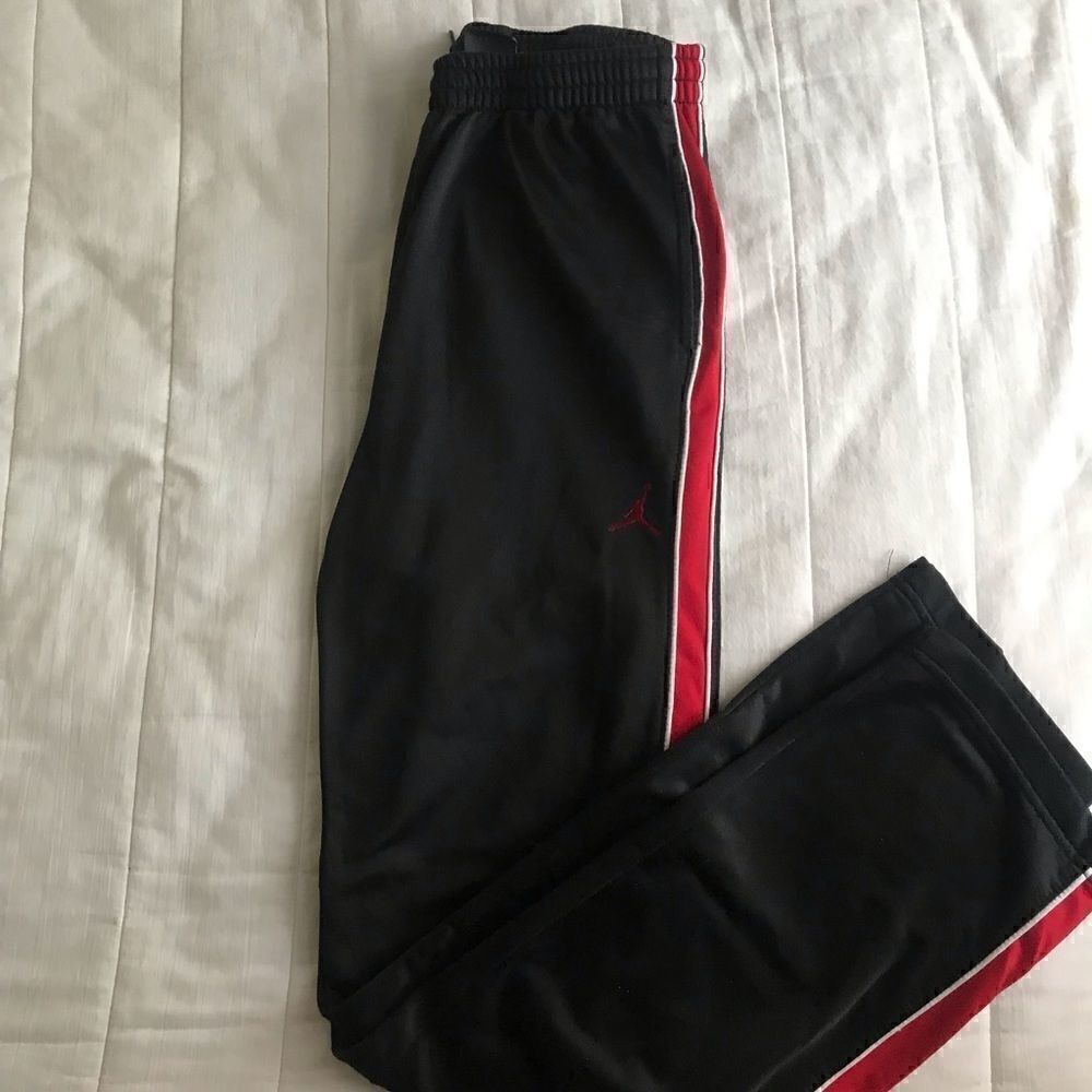 Jordan boys athletic pants size XL